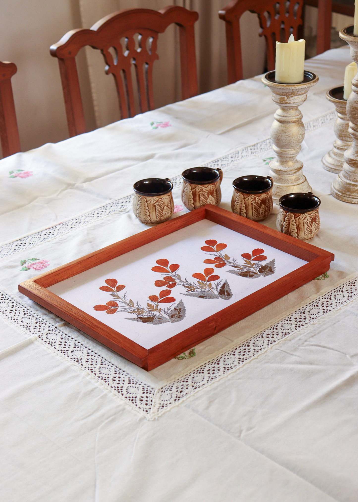 Handmade dry flower laminated tray