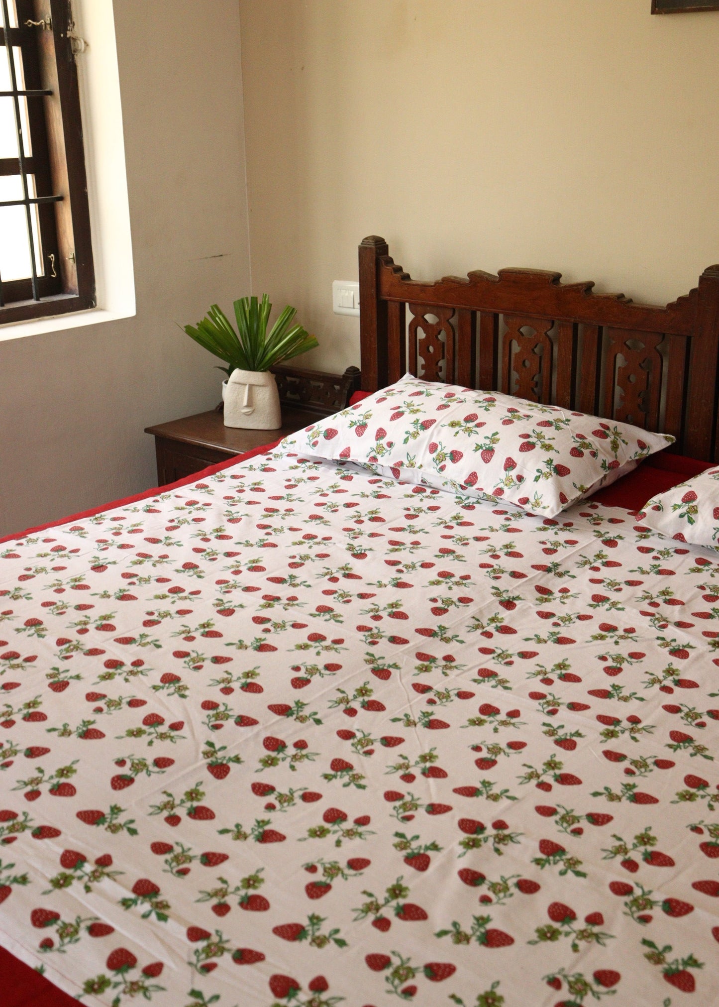 Cotton Sheets with Prints +2 pillow covers
