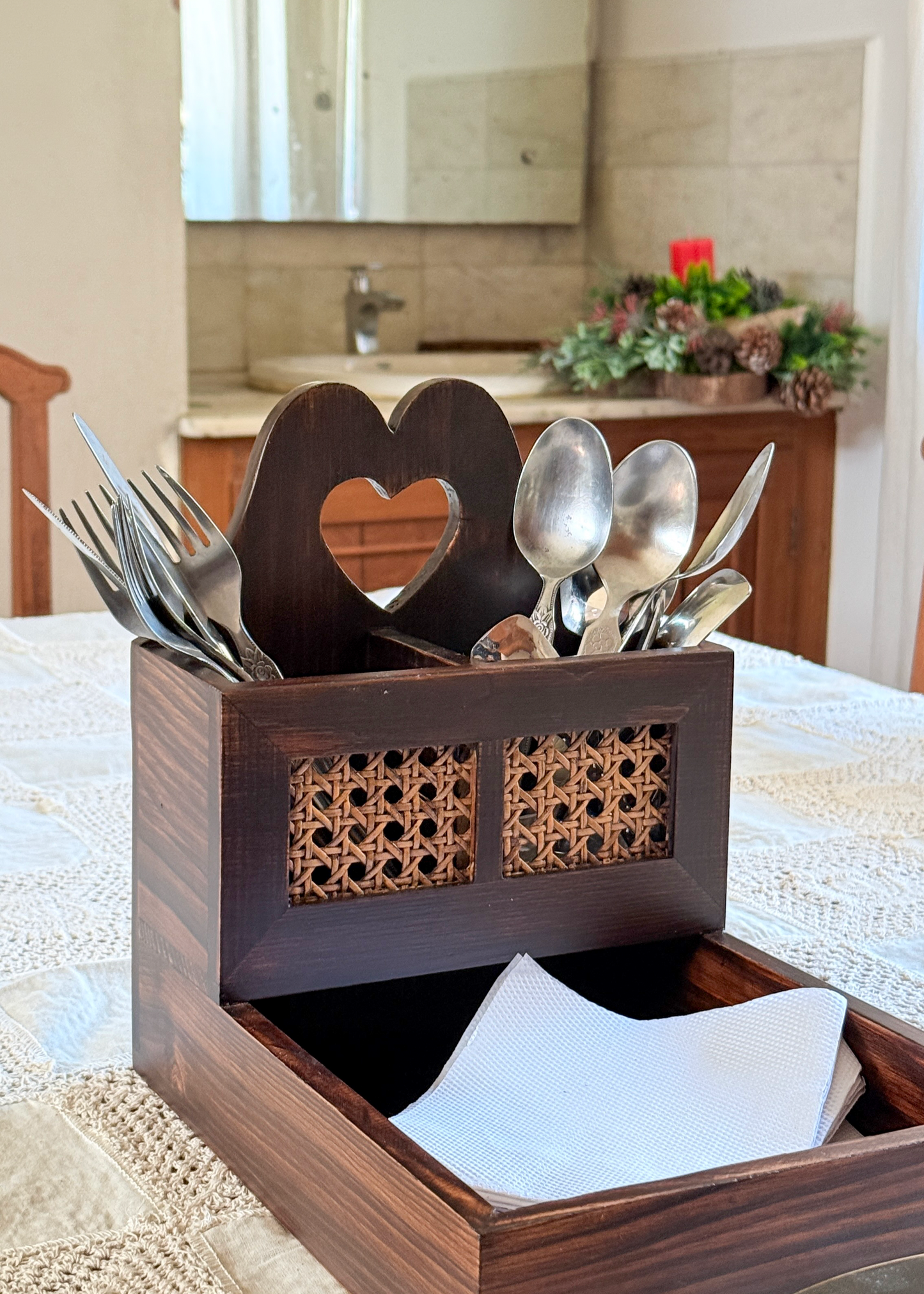 Wooden cutlery box