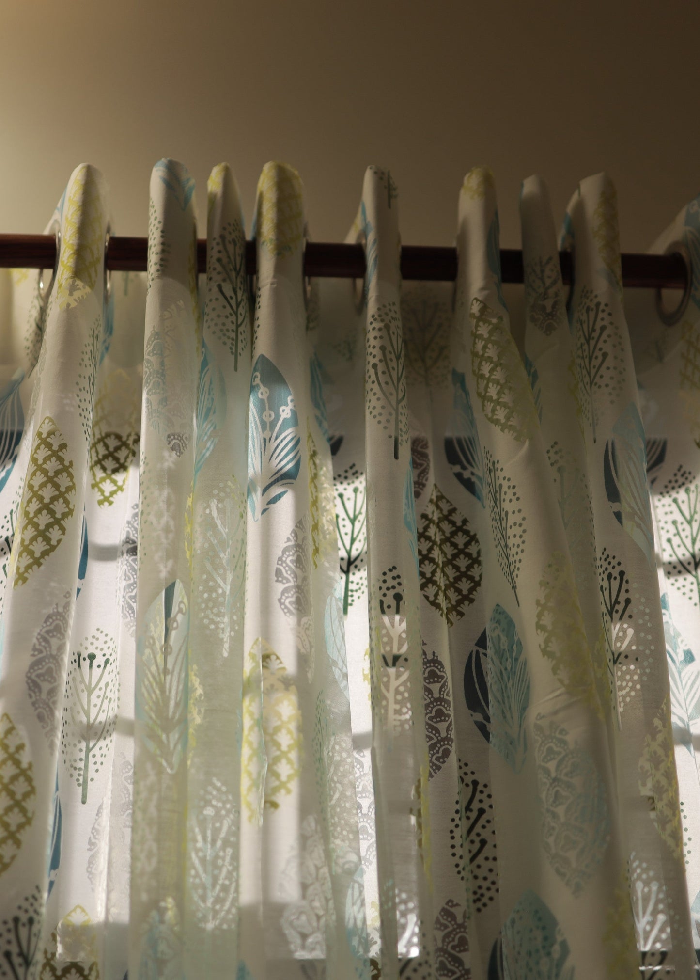 Organza curtain