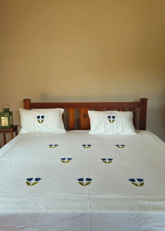 Applique embroidery sheet+ 2 pillow covers