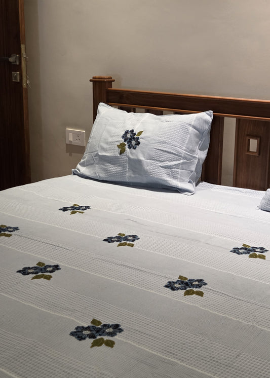 Applique embroidery sheet with pillow covers